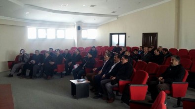 Sivas'ta Çiftçilere Trafik Eğitimi Verildi