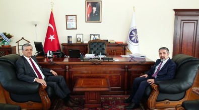Vali Özefe'den Rektör Biber'e Tebrik Ziyareti