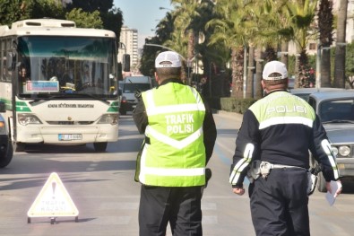 Adana'da Daha Güvenli Yolculuk Denetimi