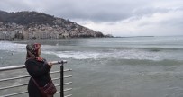BALIKÇI TEKNESİ - Gürcistan'da Gemide Kaybolan Oğlunun Yolunu Gözlüyor