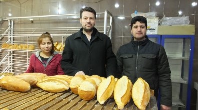 Burhaniye'de 'Askıda Ekmek' Yalnız Kaldı
