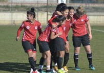KIREÇBURNU - Döşemealtı Kadın Futbol Takımı Kireçburnu'nu Ağırlıyor
