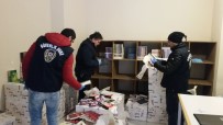 KORSAN KİTAP - İstanbul'da 220 Bin TL'lik Korsan Kitap Operasyonu