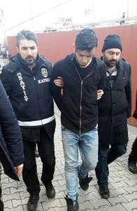 Kayseri'de 20 Yaşındaki Gencin Ölümüne İlişkin 3 Suriyeli Adliyeye Çıkarıldı