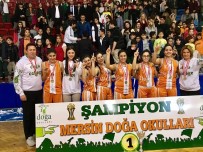 12 DEV ADAM - Malatyalı Basketbolcu Ayliz Kılınçer Mersin'deki İlk Senesinde Şampiyonluk Yaşadı