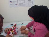 ÖMER GÜMÜŞ - Suriyeli Çocuklara Aşı Uygulaması