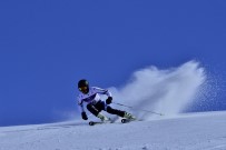 ÇEK CUMHURIYETI - Alp Disiplininde Son Altın Rusya'nın Oldu