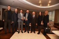 NEVZAT DOĞAN - Başkan Doğan, Eğitim Bir-Sen Kocaeli Başkanı Akıncı'yı Ağırladı