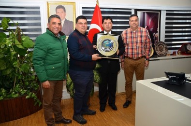 KKTC Milli Eğitim Bakanı Berova, Antalya'da