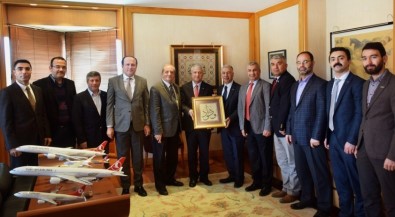 MÜSİAD'dan Rektör Gündoğan'a Nezaket Ziyareti