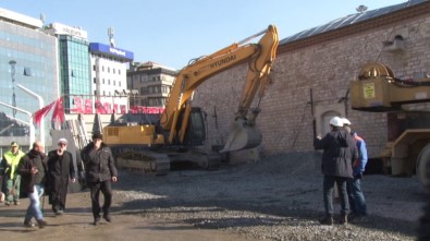 Taksim'e Yapılacak Caminin Temeli Atıldı