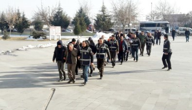 Konya'da Aranan 104 Kişi Yakalandı