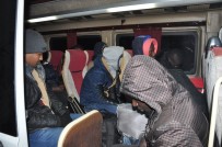 ERITRE - Midilli'ye Kaçmak İsterken Yakalandılar!