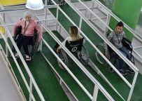 ÜSTÜN ZEKALI - Mimarlar, Engellilerin Yerine Geçti