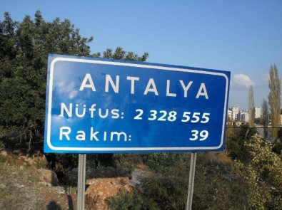 Antalya'nın En Hızlı Büyüyen İlçesi Konyaaltı Oldu