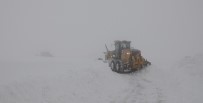 Hakkari'de 62 Köy İle 155 Mezra Yolu Ulaşıma Kapandı
