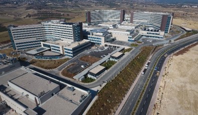 Türkiye'nin İlk Şehir Hastanesi Mersin'de Yarın Açılıyor