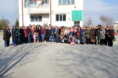 Ataç, Batıkent'te Mahalle Sakinleri İle Bir Araya Geldi