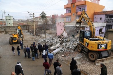 Cizre Belediyesi Nur Mahallesi'nde Çalışmalara Başladı