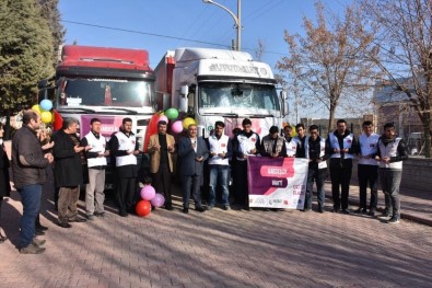 Elazığ'dan Suriye'ye 4 Tır Yardım