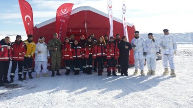 Kars Sağlık Müdürlüğünden 24 Personel, TSK'nın 2017 Kış Tatbikatında Görev Aldı