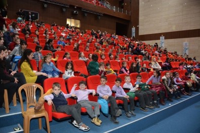 Parmak Kız Süleymanpaşalı Çocukları Eğlendirdi