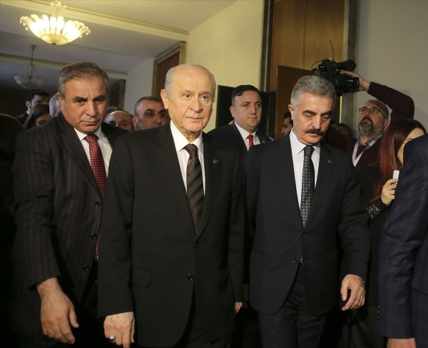 Bahçeli'den o akademisyenlere çok sert tepki