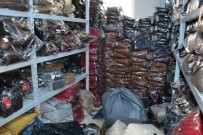 SAHTE ÇANTA - Fatih'te Sahte Çanta Operasyonu