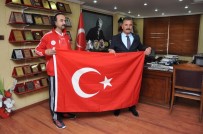 SAVUNMA SANATI - Mersinli Escrima Sporcusu Serkan Gök, İtalya'da Türkiye'yi Temsil Edecek