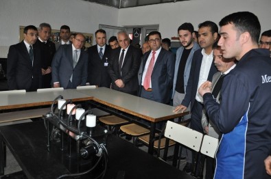 Milas Mesleki Ve Teknik Anadolu Lisesi'ne Teknolojik Destek