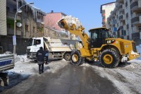 KARASU NEHRİ - Muş Belediyesinin Kar Mesaisi Devam Ediyor