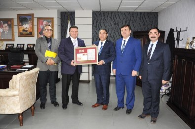 PTT Başmüdürü Bozkurt Başkan Bakıcı'yı Ziyaret Etti