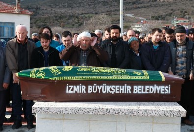 Üvey Babasının Öldürdüğü Ahmet'i Son Yolculuğuna Uğurlandı