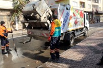 BILGE AKTAŞ - Akdeniz'de Konteyner İlaçlama Ve Temizliğine Başladı