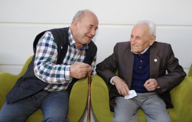 102 Yaşındaki Huzurevi Sakininden Uzun Yaşamanın Sırrı