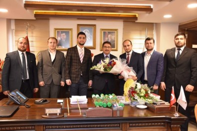 Başkan Çelik Genç MÜSİAD'ı Ağırladı