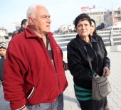 Boynundaki Kolyeyi Kapkaççıya Kaptırdı