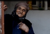 AHMET ALTıNTAŞ - Fatma Nine'nin Cami Nöbeti Son Buldu