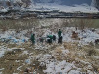 ZAP SUYU - Hakkari Belediyesinden Çevre Temizliği