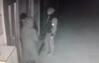 İlkokula Giren Hırsızlar Kamerada
