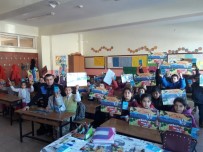 OKUL ÇANTASI - Köy Okuluna Kırtasiye Yardımı Yapıldı