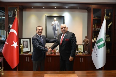 Küba Büyükelçisi Casals, Başkan Ataç'ı Ziyaret Etti