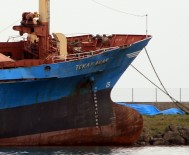 KARGO GEMİSİ - Samsun'da Karaya Oturan Gemi İçin Yargıtay Kararı Bekleniyor