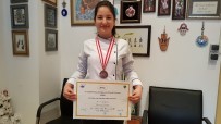 AÇIKÖĞRETİM FAKÜLTESİ - 'Baharatlı Balkabaklı Turta' Bronz Madalya Kazandırdı