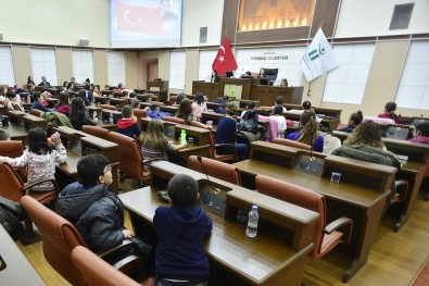Eskişehir'de Eko-Okullar Çevre Çocuk Meclisi Çalıştayı