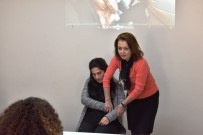 İlkyardım Eğitimi Kursiyerleri Belgelerini Başkan Eşkinat'tan Aldı