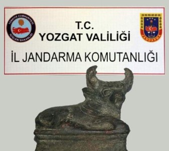 Yozgat'ta Roma Dönemine Ait Boğa Heykeli Ele Geçirildi