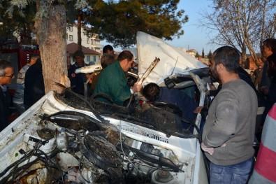 Aşırı Hız Kaza Getirdi Açıklaması 1 Ölü, 2 Yaralı