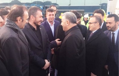 Başkan Altınok, Bakan Arslan'a Balıkçı Barınağını Anlattı