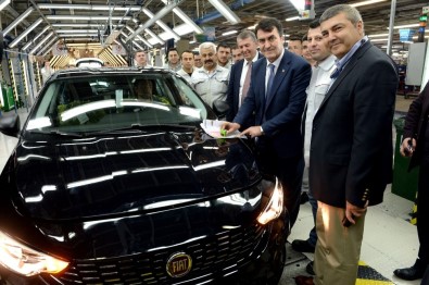 Dündar, Fiat Egea'nın Onay Mührünü Vurdu